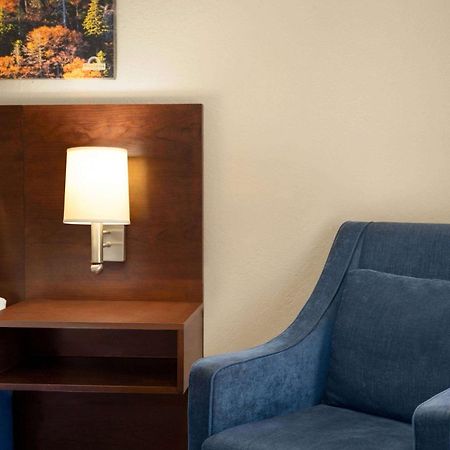 Days Inn By Wyndham Dillon Kültér fotó